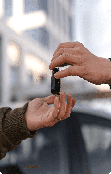 Remise des clés du véhicule réservé au conducteur